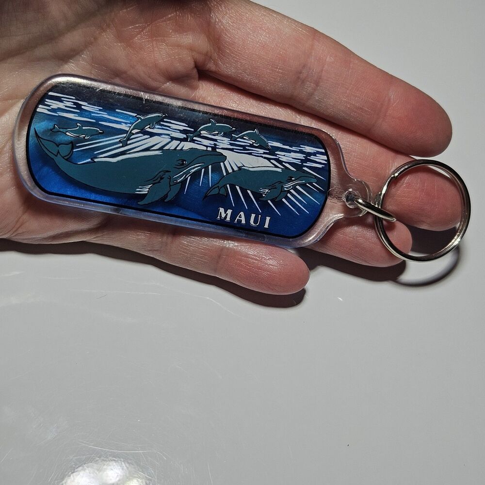 Union Vintage Maui Hawaii City Sights Plastic Clear Keychain Whale Souviner